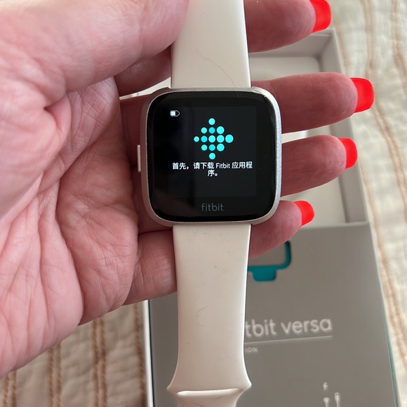 Fitbit Versa Lite white - Picture 3 of 3
